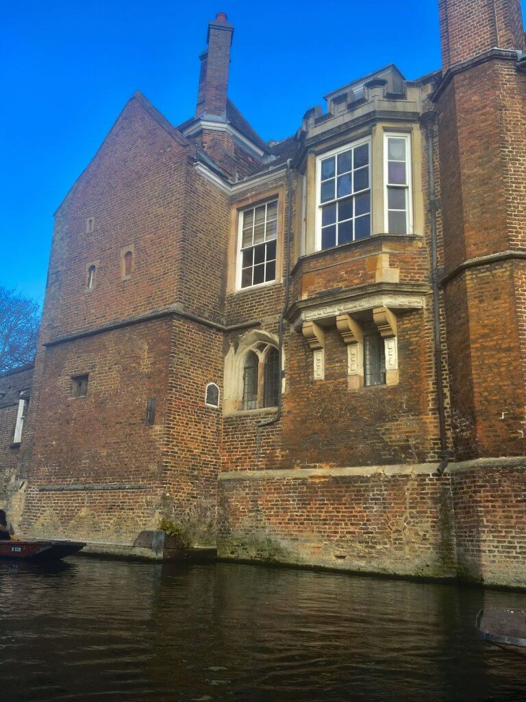 queen's college window tax